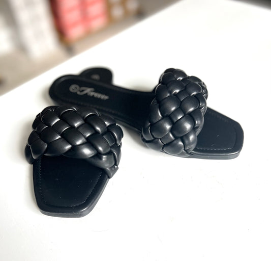 Braid Flat Slip-On Sandals - Black